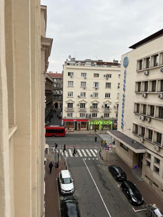 Apartman Lena Belgrad Exteriör bild