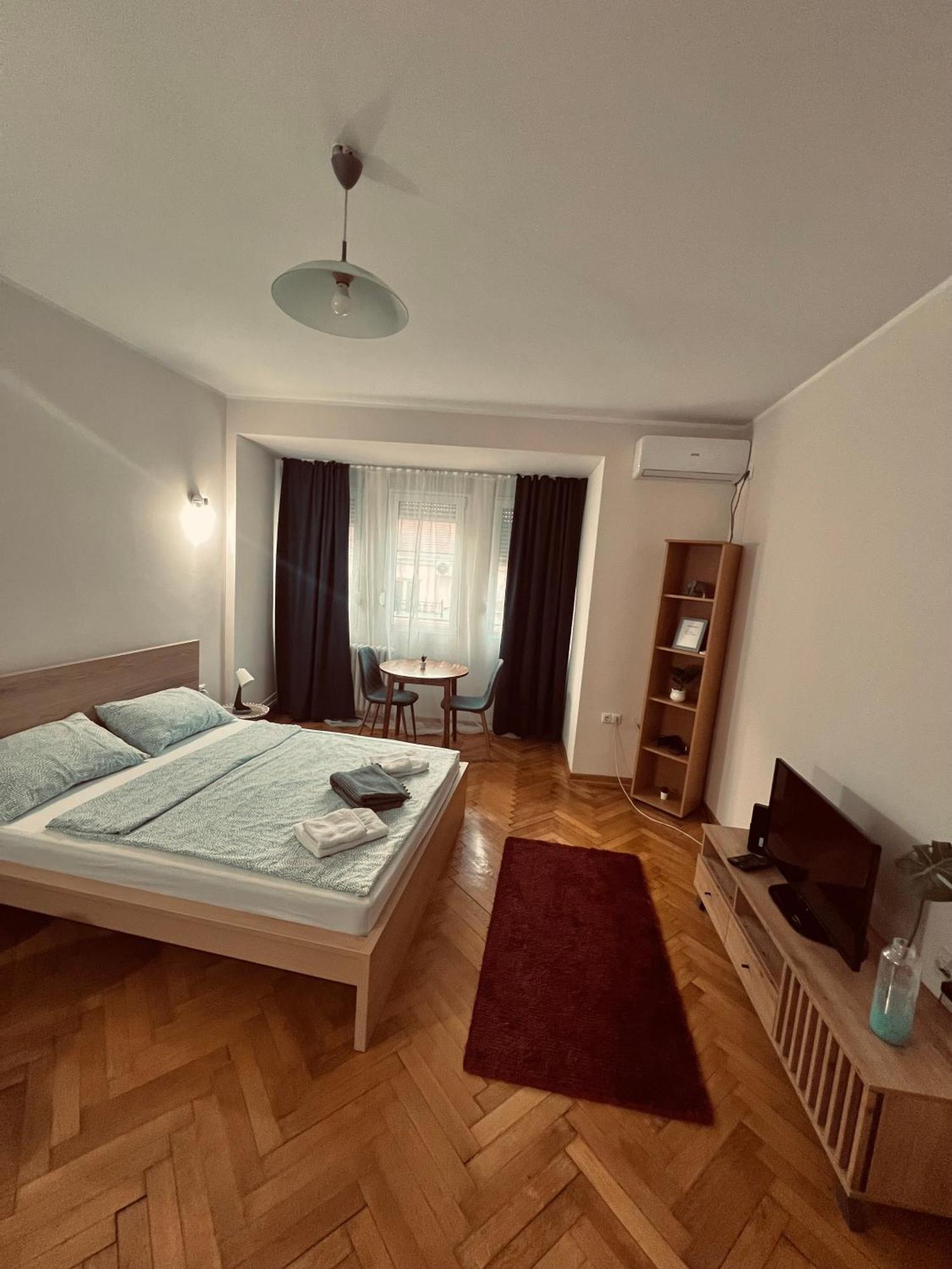 Apartman Lena Belgrad Exteriör bild